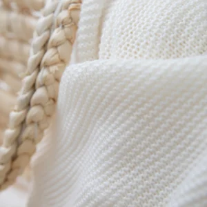 The Bamboo Blanket – Off White